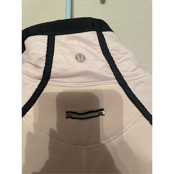 Lululemon Run Bundle Up Jacket (SZ 4) - Picture 3 of 5